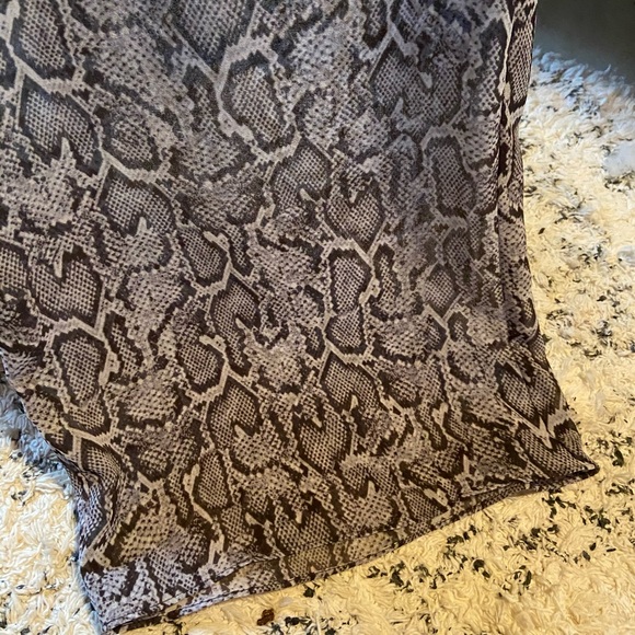 Matching Set - Picture 6 of 7